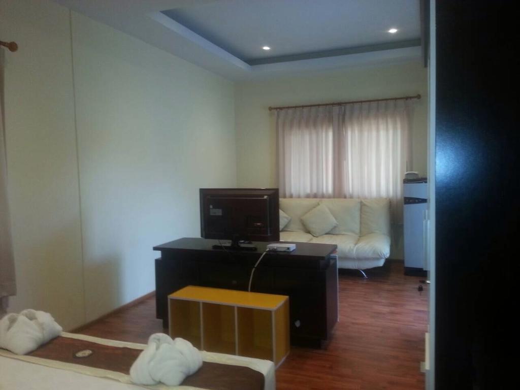 Khanom Garden Suite Pokoj fotografie